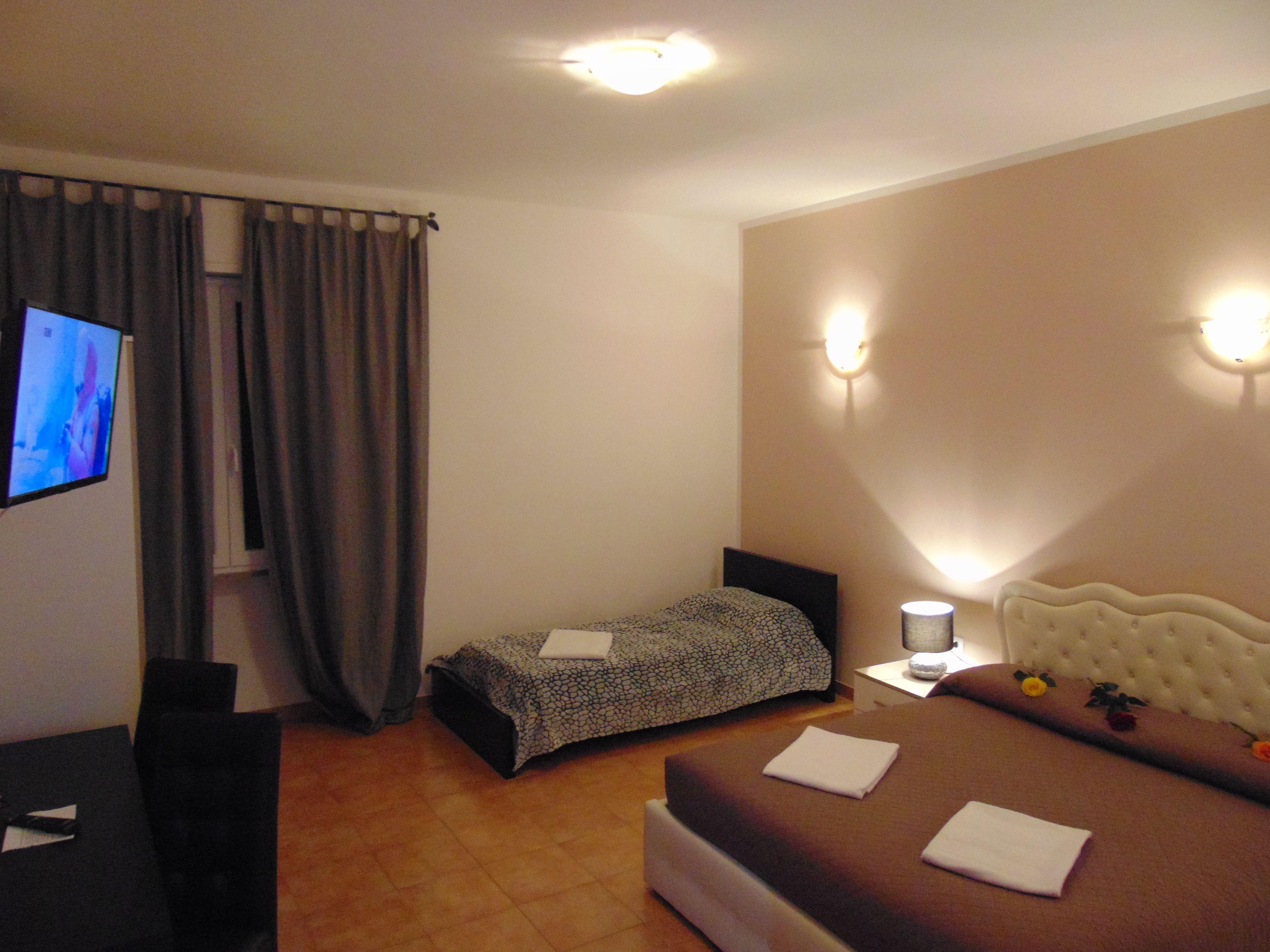 Rome Winners Home — Photos 3